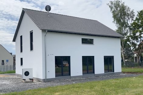 Hausansicht Hinten links