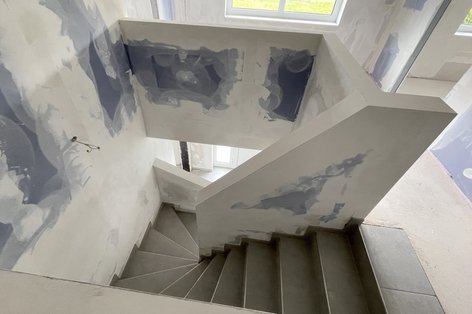 Innenausbau Rohbau Treppenhaus Dachgeschoss